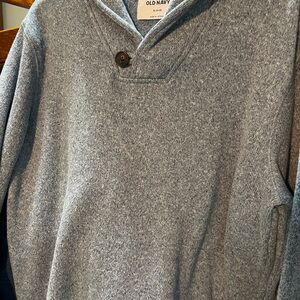 Old Navy Men's Heather Gray V-Neck Sweater